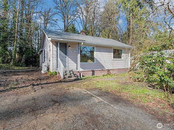 2nd image of 1913 Eastside Street SE