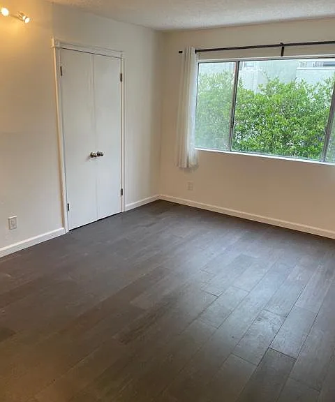 1111 Euclid St #104 — Photo 3
