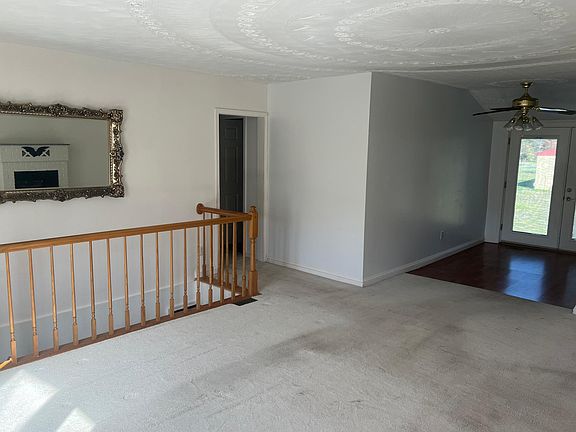3rd image of 701 Cecil Ave N APT 2