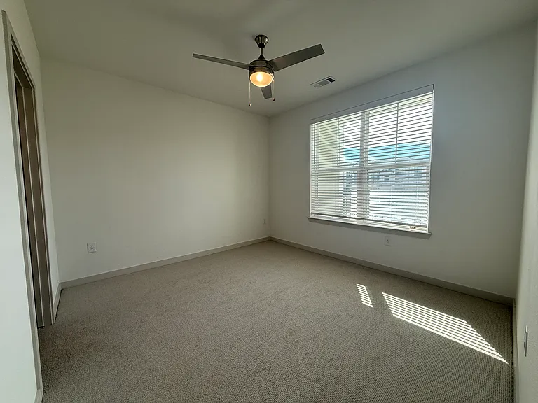 Anise Dr — Photo 13