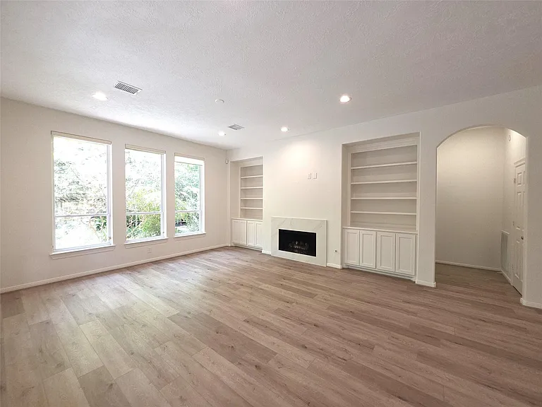 6 Cheshire Glen Ct — Photo 10