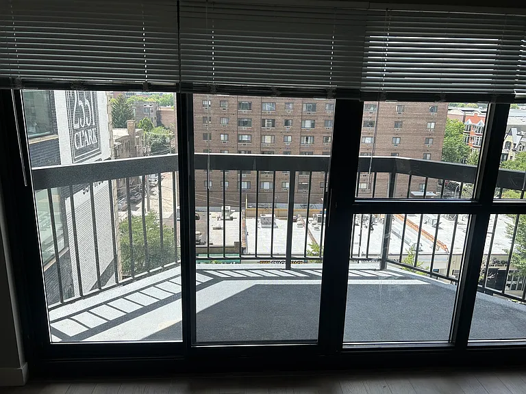 2555-60 N Clark St #4-1504 — Photo 5