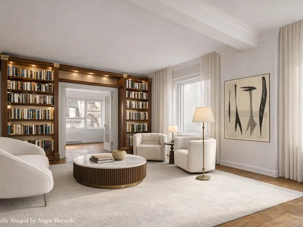 605 Park Avenue image 1 of 6