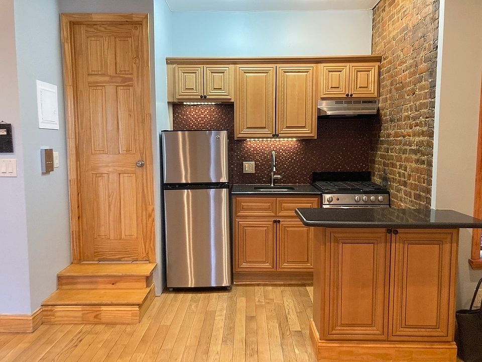 1st image of 399 Smith St #2BB