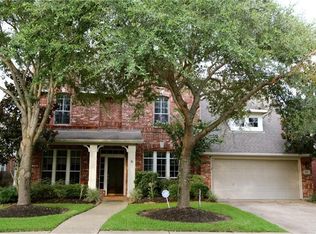 903 Spring Mist Ct, Sugar Land, TX 77479
