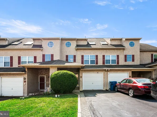 218 Parkview Dr, Souderton, PA 18964