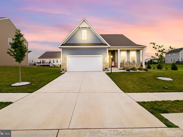 113 Triberg Dr, Charles Town, WV 25414