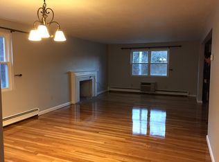 112 Louise Rd, Chestnut Hill, MA 02467