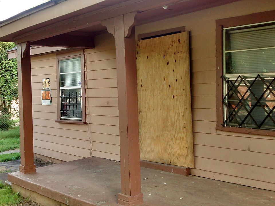2nd image of 3819 Fizer Ave