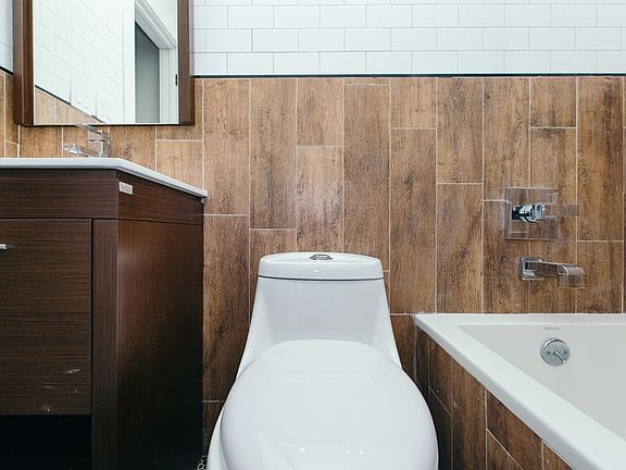 4th image of 1061 Bergen St APT 7