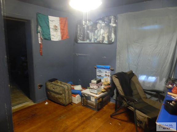 5th image of 113 W Park Dr