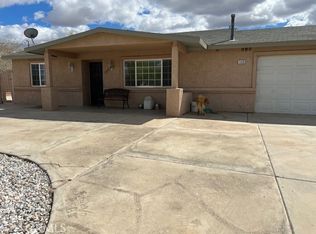 15885 Willow St, Hesperia, CA 92345