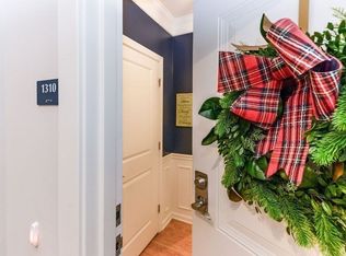 1310 Pennington Dr, Walpole, MA 02081