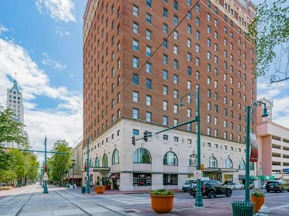 109 N Main St APT 1107, Memphis, TN 38103