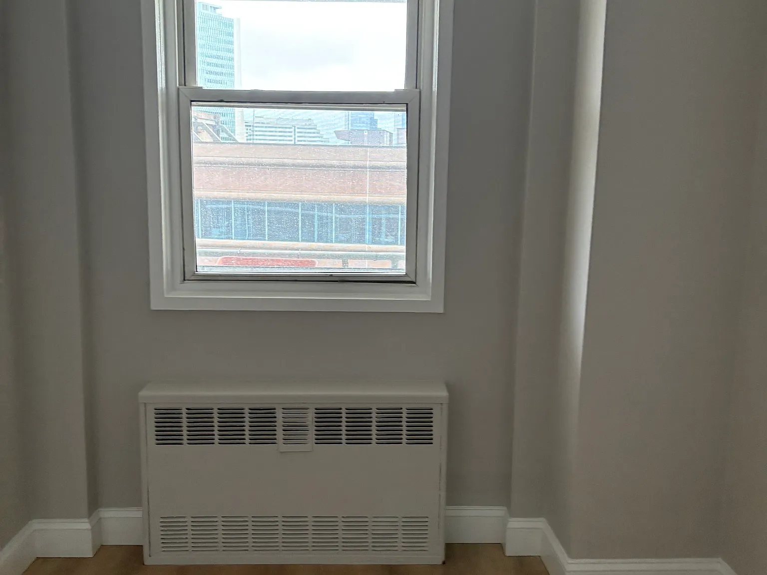 1 bed, 1.0 bath, 610 sqft, $2,150 — Photo 3