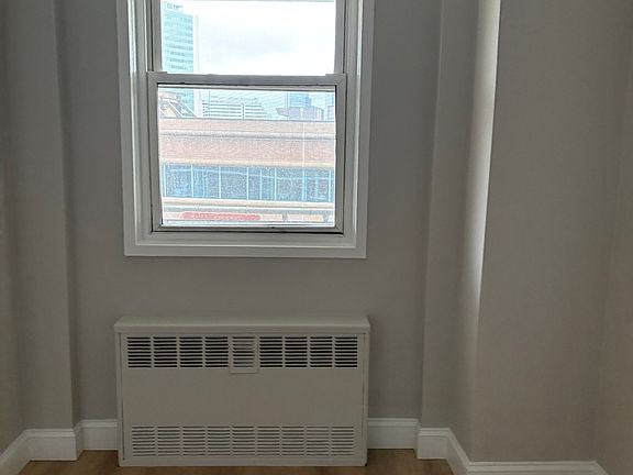 3rd image of 444 Bedford St APT 5M