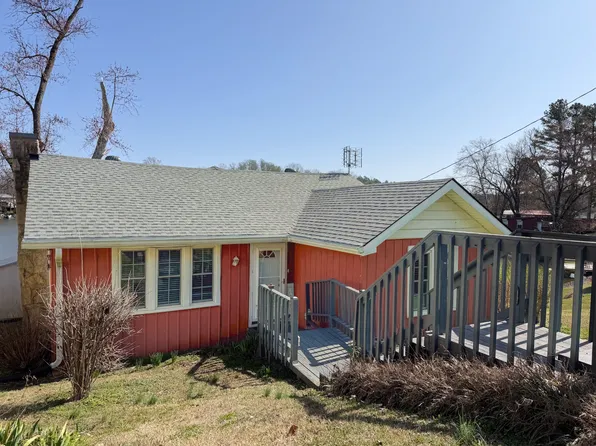 2701 Clear Creek Rd, Pulaski, TN 38478