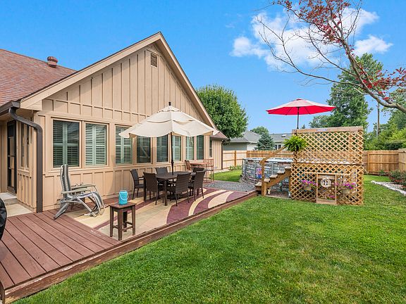 5th image of 904 N Joseph Dr