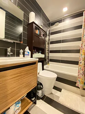 Rented by MySpaceNYC | media 9