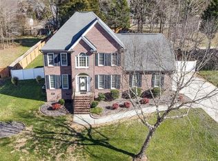 8825 Oldenburg Dr, Mount Pleasant, NC 28124
