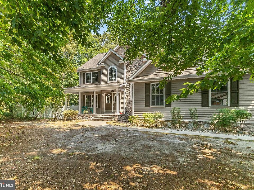 1st image of 17644 Meadow Dr