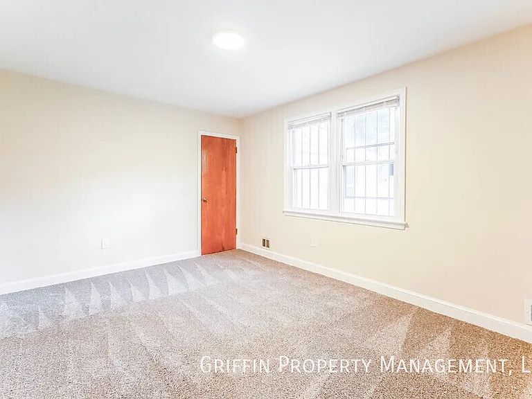3505 Everest Dr — Photo 8