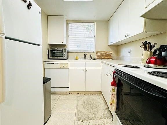 3rd image of 6324 Panther Ln APT 6