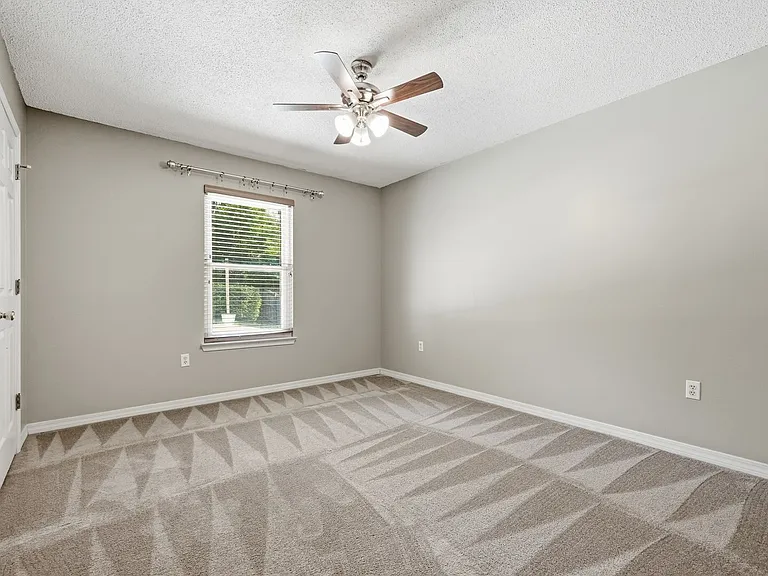 1243 Jefferyscot Dr — Photo 42