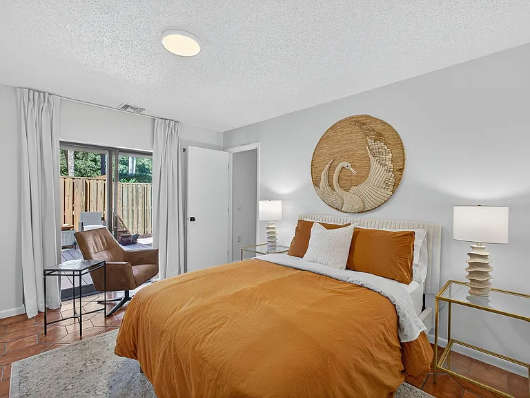 1700 Embassy Dr #103 — Photo 36