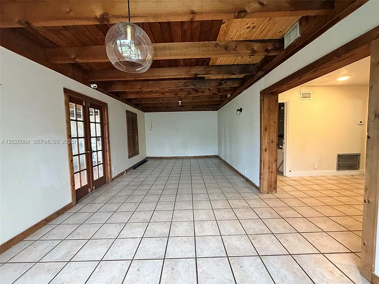 5180 SW 27th Ter — Photo 14