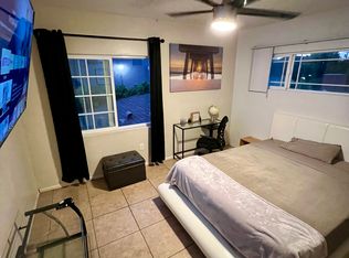 3210 W 73rd St #8, Los Angeles, CA 90043