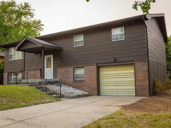 529 W 18th St, Concordia, KS 66901