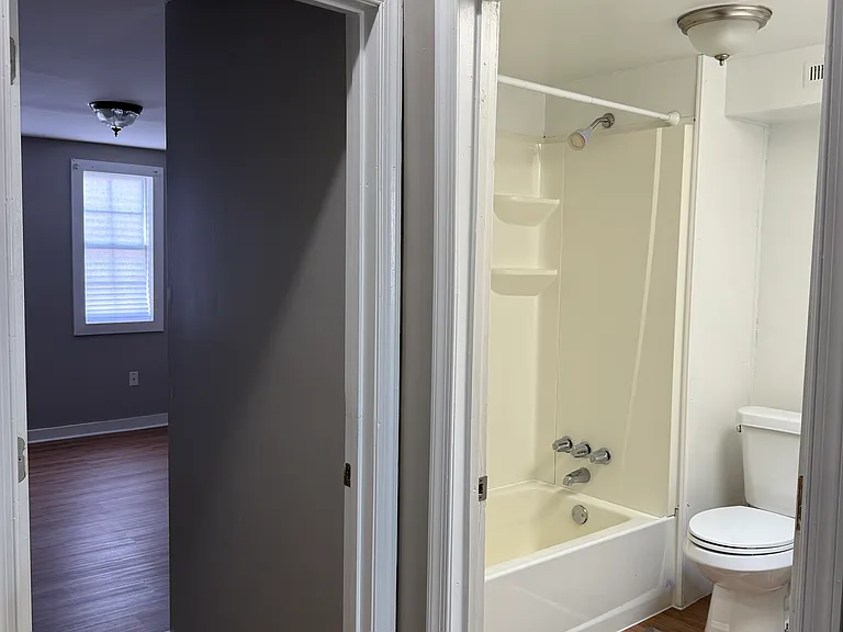 1662 Darley Ave — Photo 11