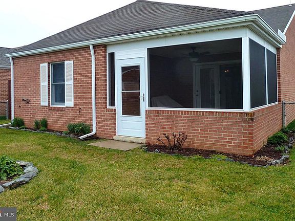 4th image of 125 Buttercup Dr