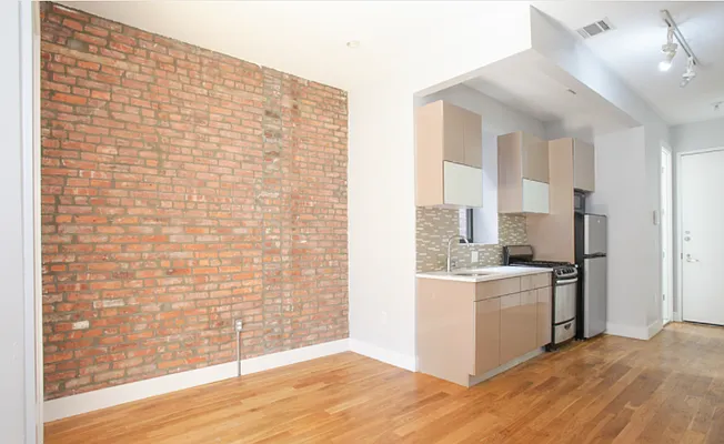 Rented by Loom Capital Group Inc. | media 13