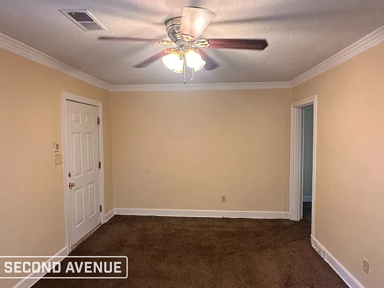 2455 Twain Ave — Photo 7