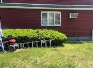 14 Solitaire Rd, Rocky Point, NY 11778