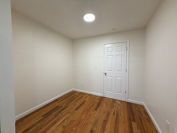 5th image of 414 E 118th St #1
