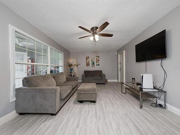 4th image of 1006 Plantation Dr APT F9