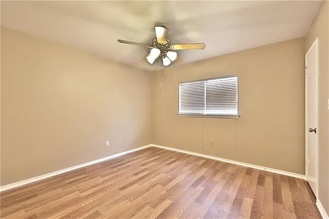 505 Catumet Dr — Photo 13