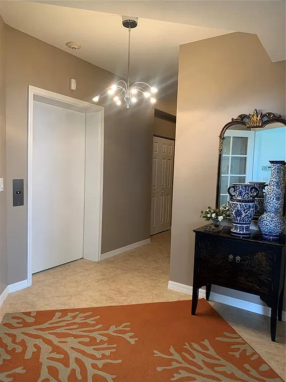 3 bed, 2.5 bath, 2398 sqft, $5,000 — Photo 2