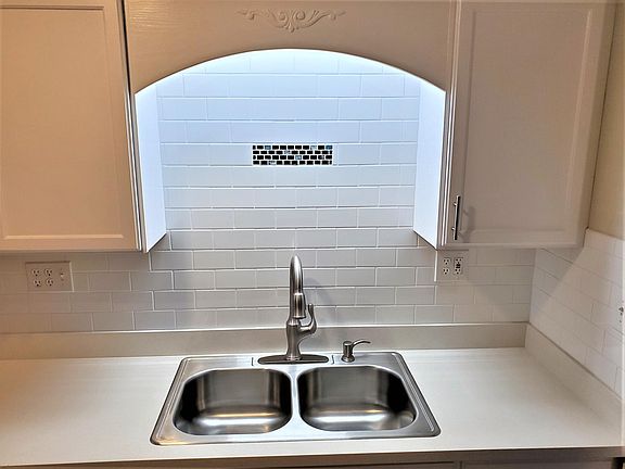 5th image of 1211 Pine St #1