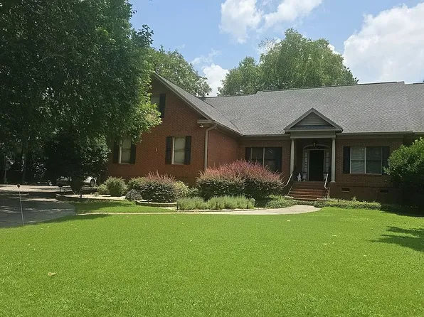 226 Cumberland Dr, Lexington, SC 29072