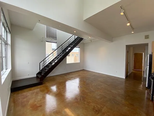 Lantern Lofts — Photo 4