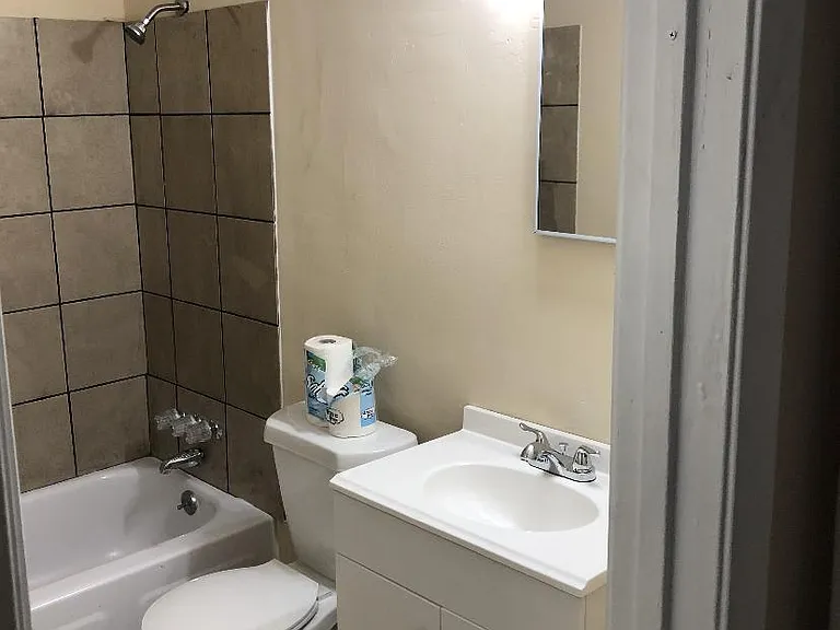 481 Walker Ave — Photo 13