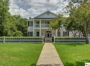 1141 White Water Rd, New Braunfels, TX 78132