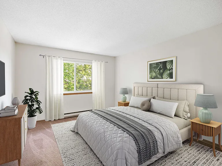 Raintree West Apartments — Photo 10