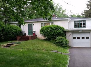 394 Seneca Park Ave, Rochester, NY 14617
