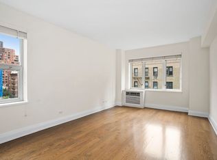 211 E 51st St APT 9G, New York, NY
