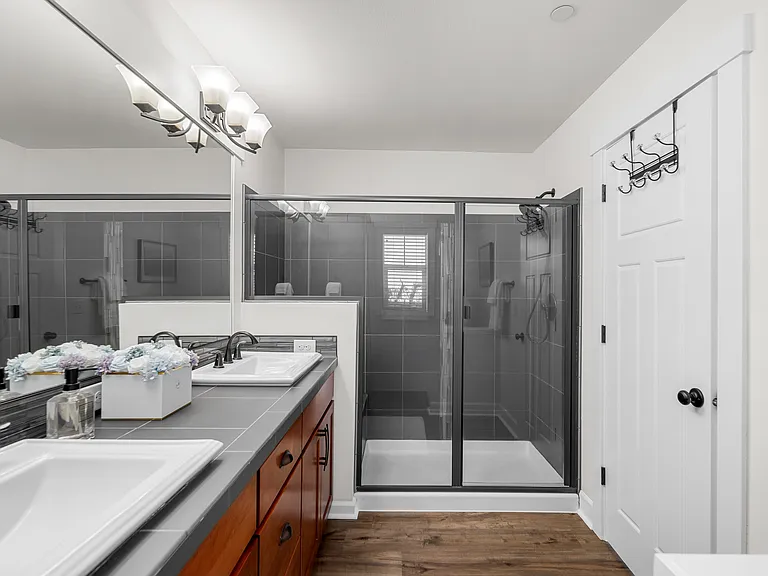 1382 Chelsea Walk NE — Photo 23